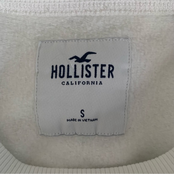 Women’s Hollister Sweater - Picture 4 of 4